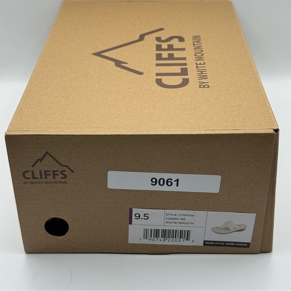 Cliffs by White Mountain Cynthia Floral Sandals | Size 9.5 - Picture 6 of 6